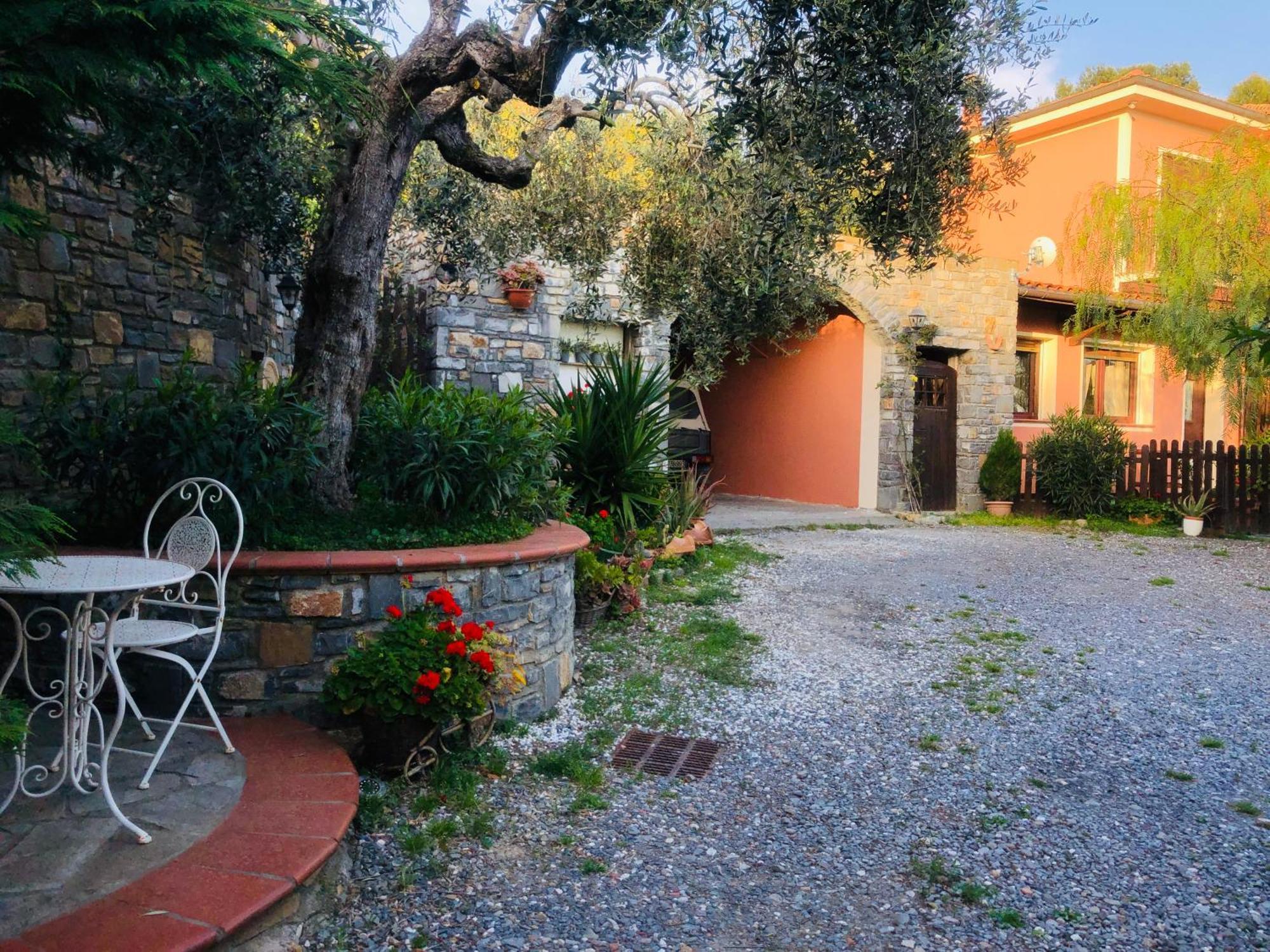 Le Jardin Sur Mer Avec Bike Et Mtb Tour Hotel Imperia Exterior foto
